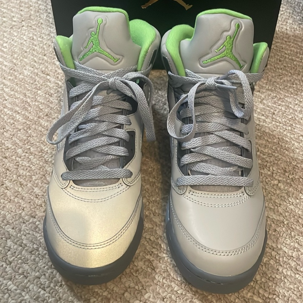 Air Jordan 5 Retro GS 'Green Bean'. Size 6Y